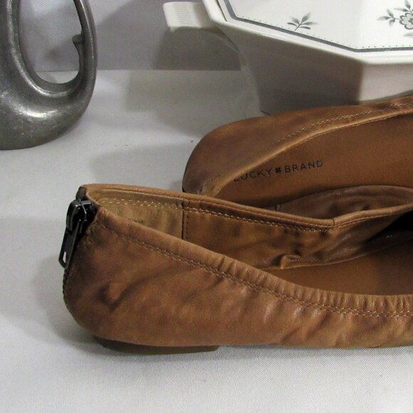 LUCKY BRAND EMMIE BWN LEATHER BALLET FLATS GENUINE LEATHER ZIP BACK - Picture 5 of 9
